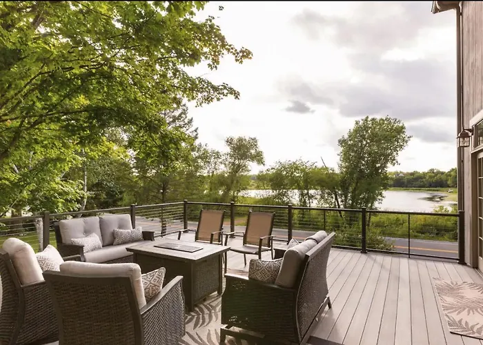 Cedar House Retreat