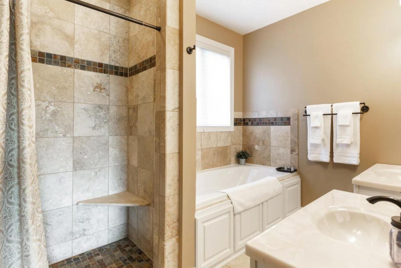 Cedar House Retreat Holiday home Excelsior